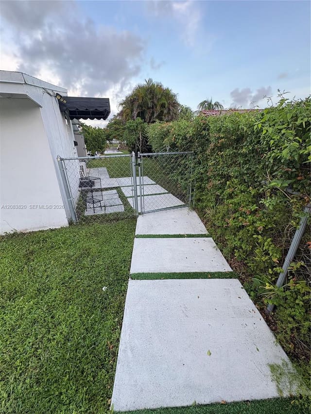 8010 SW 99th Avenue n/a, Miami, FL 33173