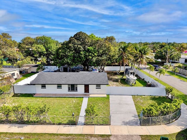 3354 NW 181st Street, Miami Gardens, FL 33056