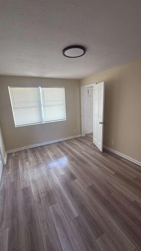 3722 HENRY Avenue 3 — photo 7