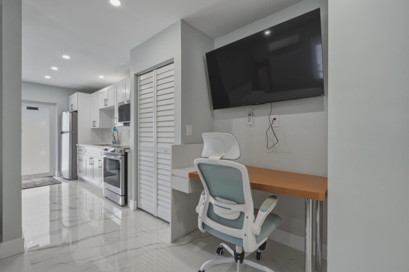 1137 SE 6TH Terrace 1-8, Fort Lauderdale, FL photo 13