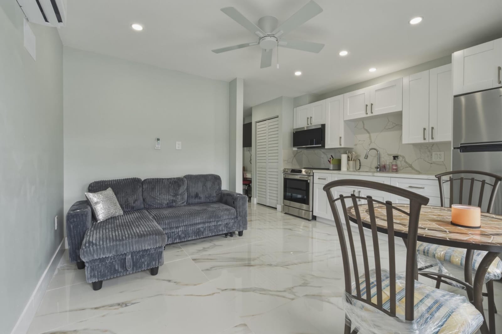 1137 SE 6TH Terrace 1-8, Fort Lauderdale, FL photo 22