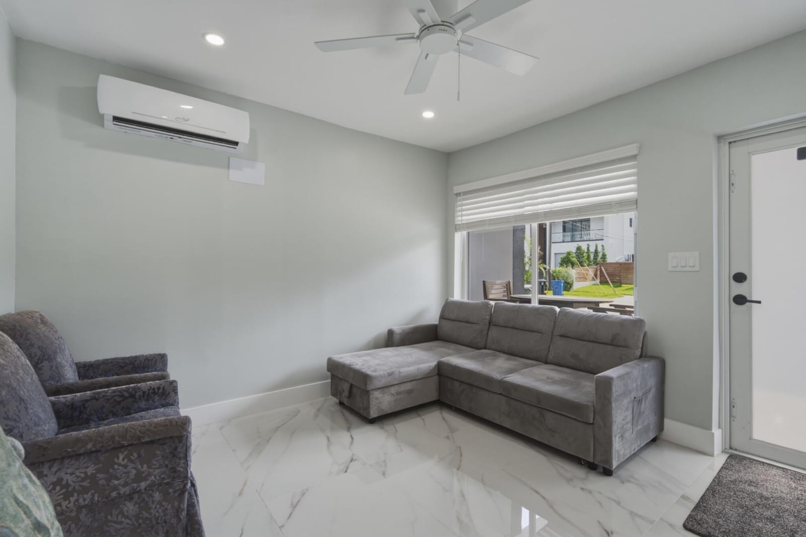 1137 SE 6TH Terrace 1-8, Fort Lauderdale, FL photo 10