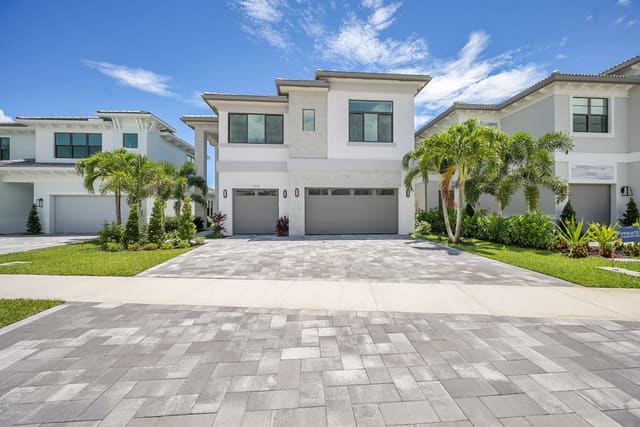 13198 Feathering Way, Palm Beach Gardens, FL 33412