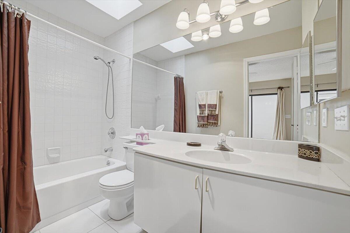 6676 Canary Palm Circle 19, Boca Raton, FL 33433 photo 26