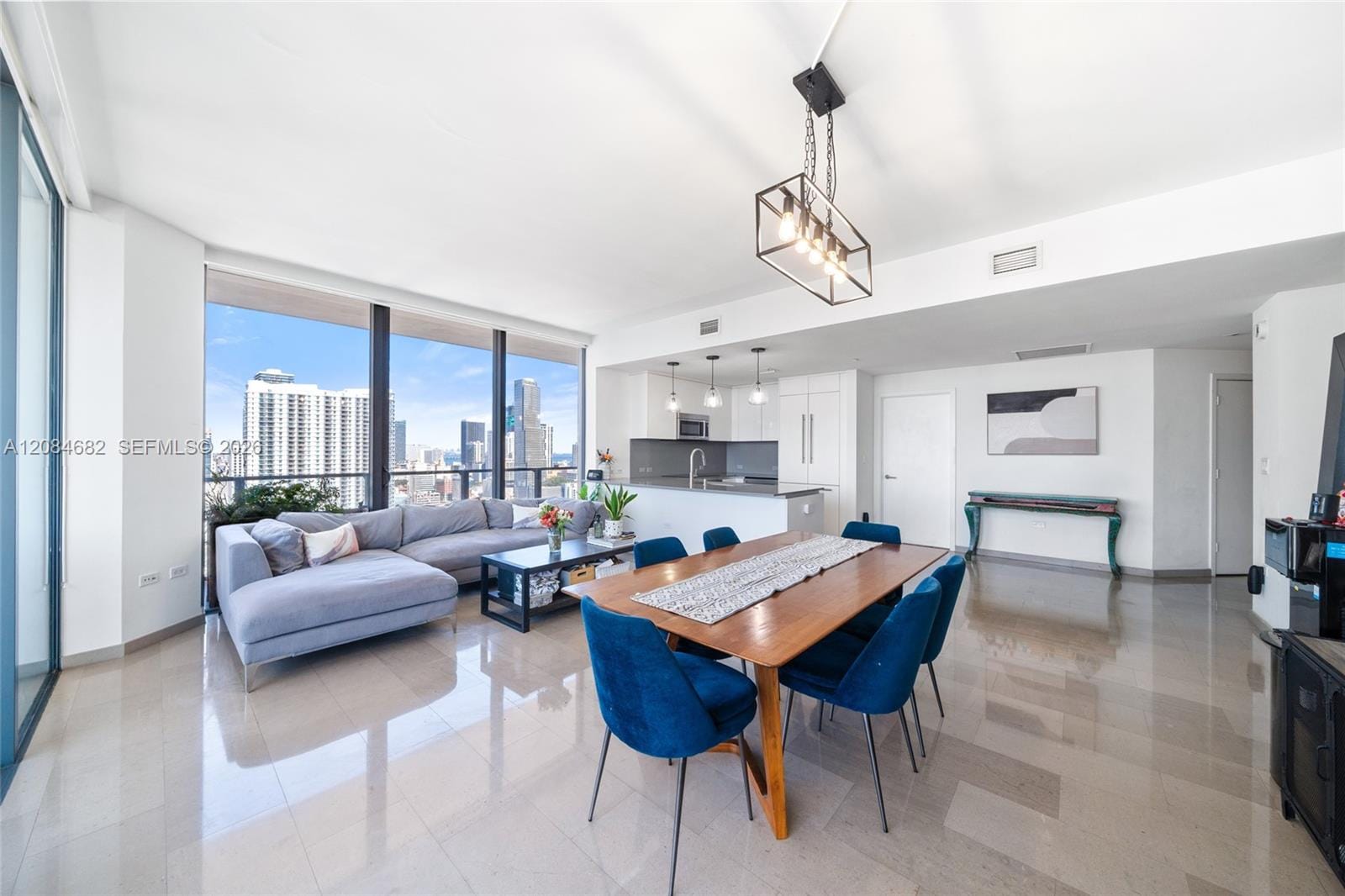 88 SW 7th Street 2312, Miami, FL 33130 photo 1