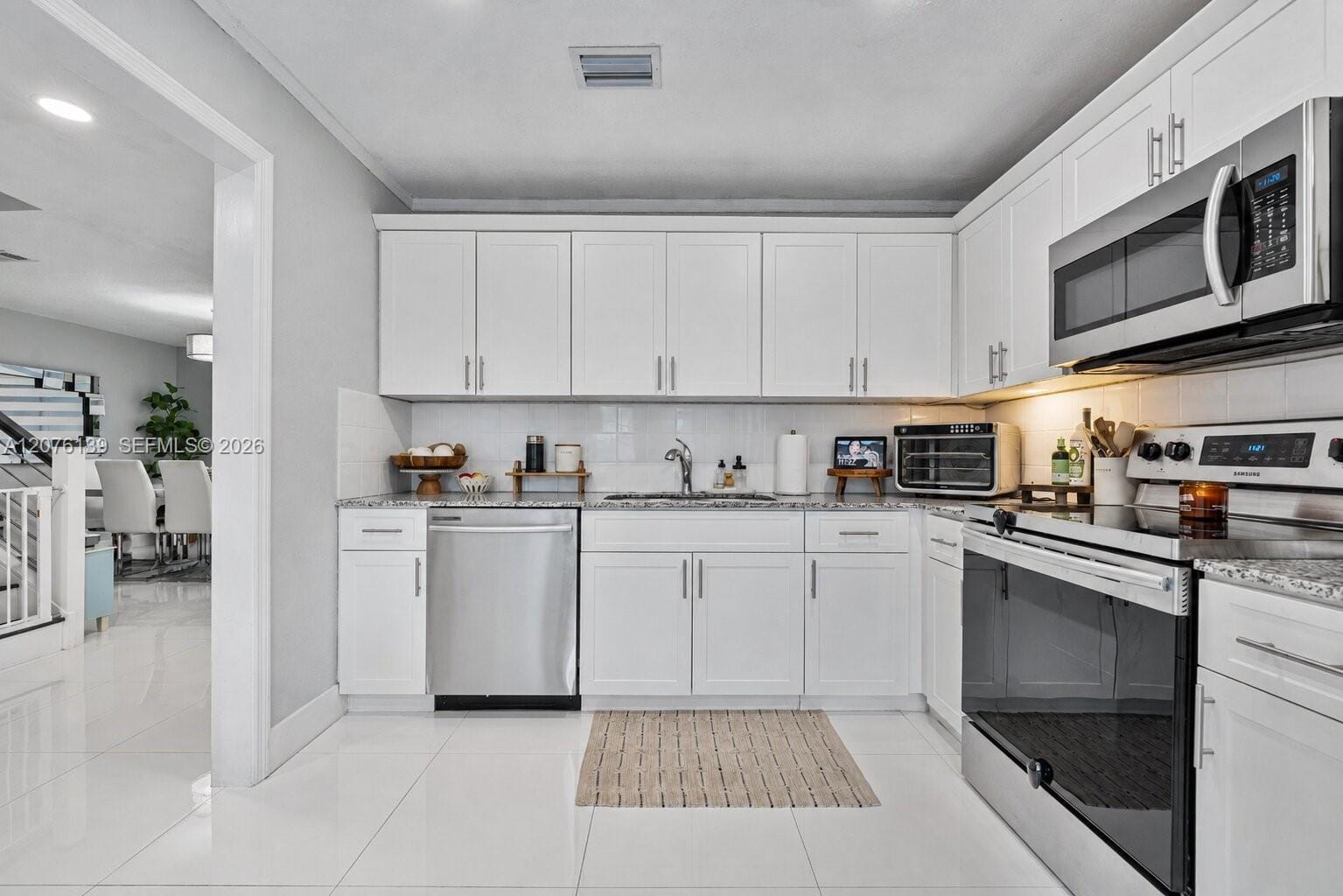 14265 SW 97th Terrace, Miami, FL 33186 photo 5