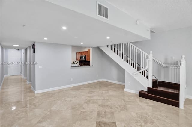 7564 SW 102nd Street 211, Pinecrest, FL 33156