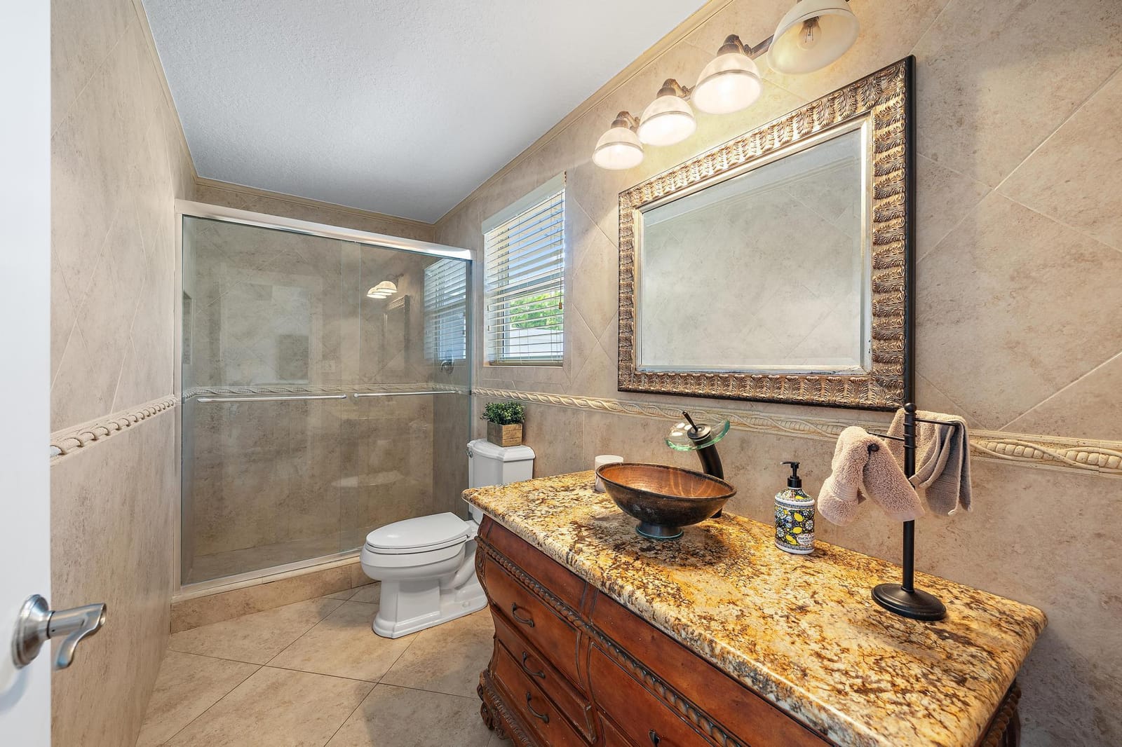 243 Gray Street, West Palm Beach, FL 33405 photo 19