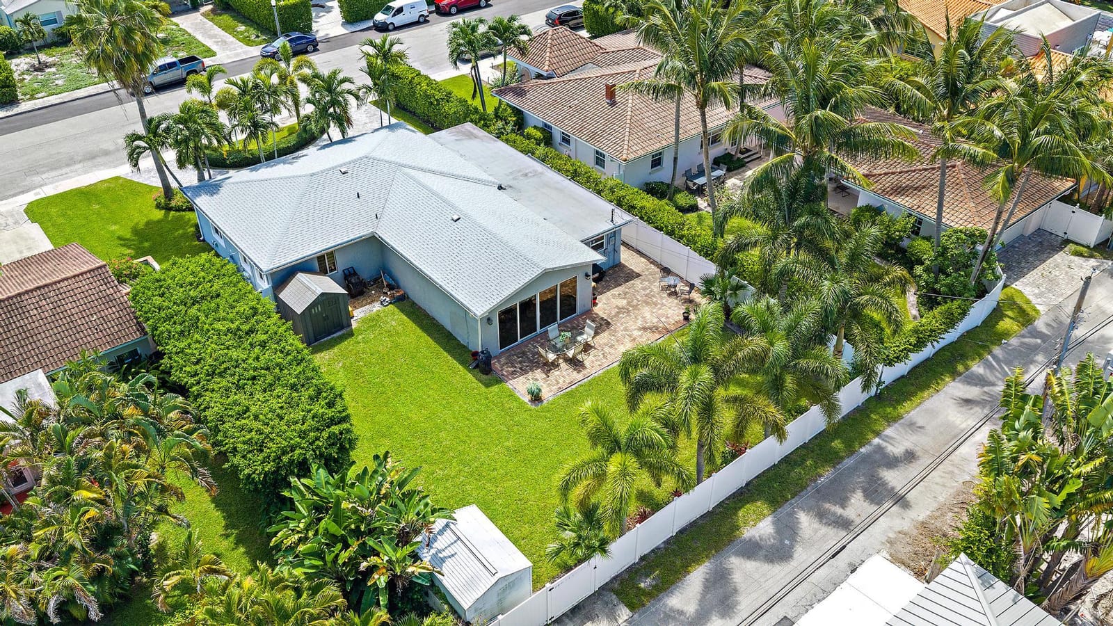 243 Gray Street, West Palm Beach, FL 33405 photo 3
