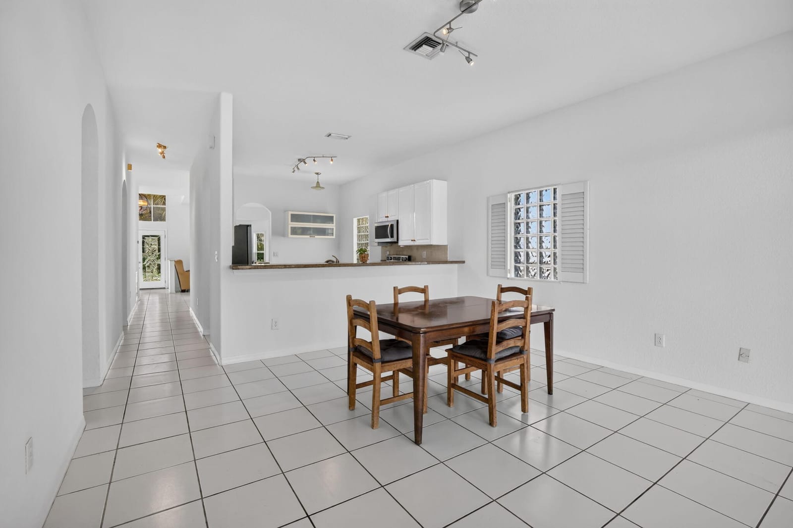 15891 SW 14TH Street, Pembroke Pines, FL 33027 photo 18