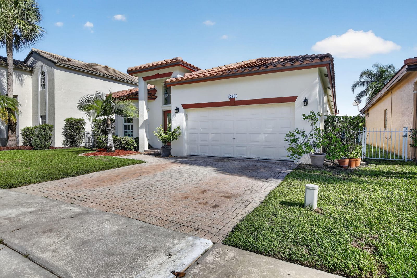 15891 SW 14TH Street, Pembroke Pines, FL 33027 photo 3