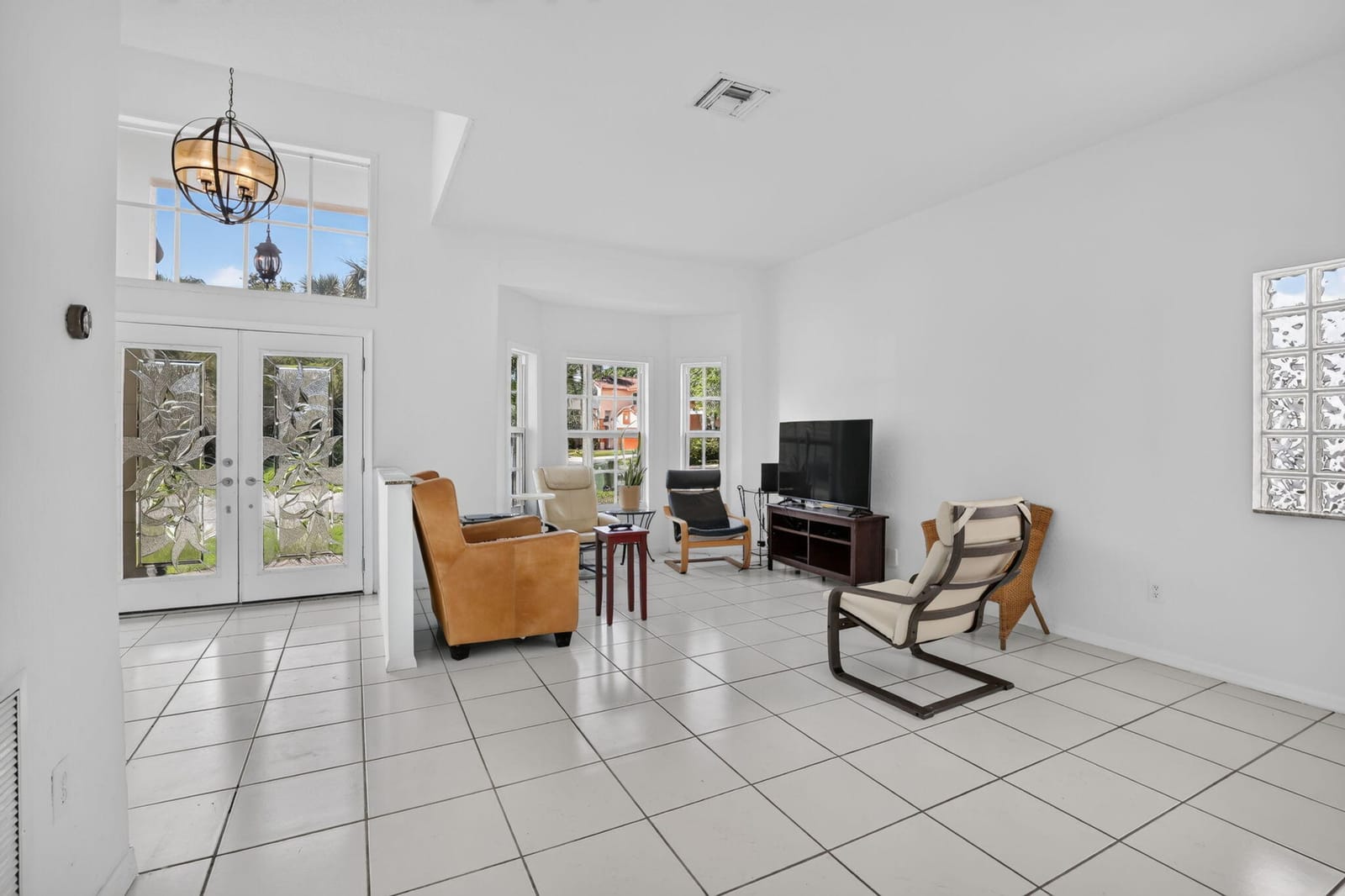 15891 SW 14TH Street, Pembroke Pines, FL 33027 photo 6