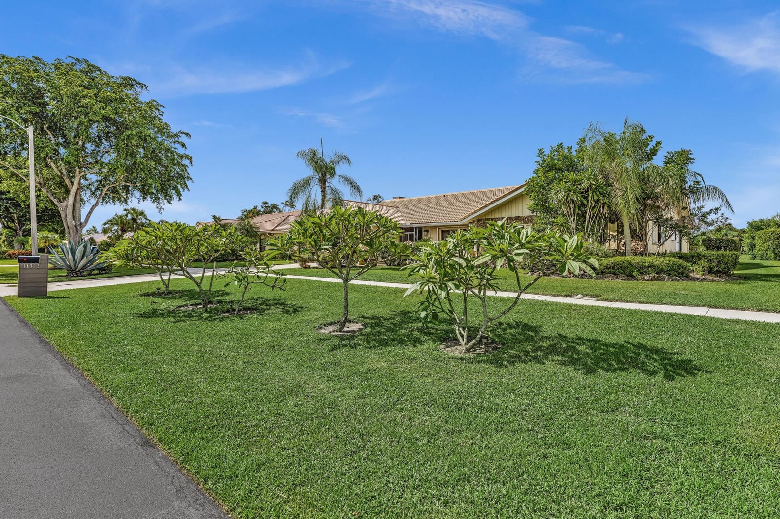 11313 PIPING ROCK Drive, Boynton Beach, FL 33437 photo 5