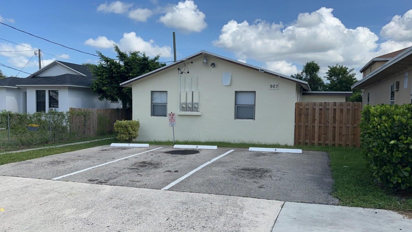 907 8th Street, West Palm Beach, FL 33401