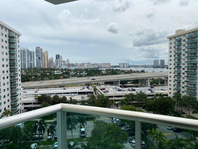 19380 Collins Avenue 1025, Sunny Isles Beach, FL 33160