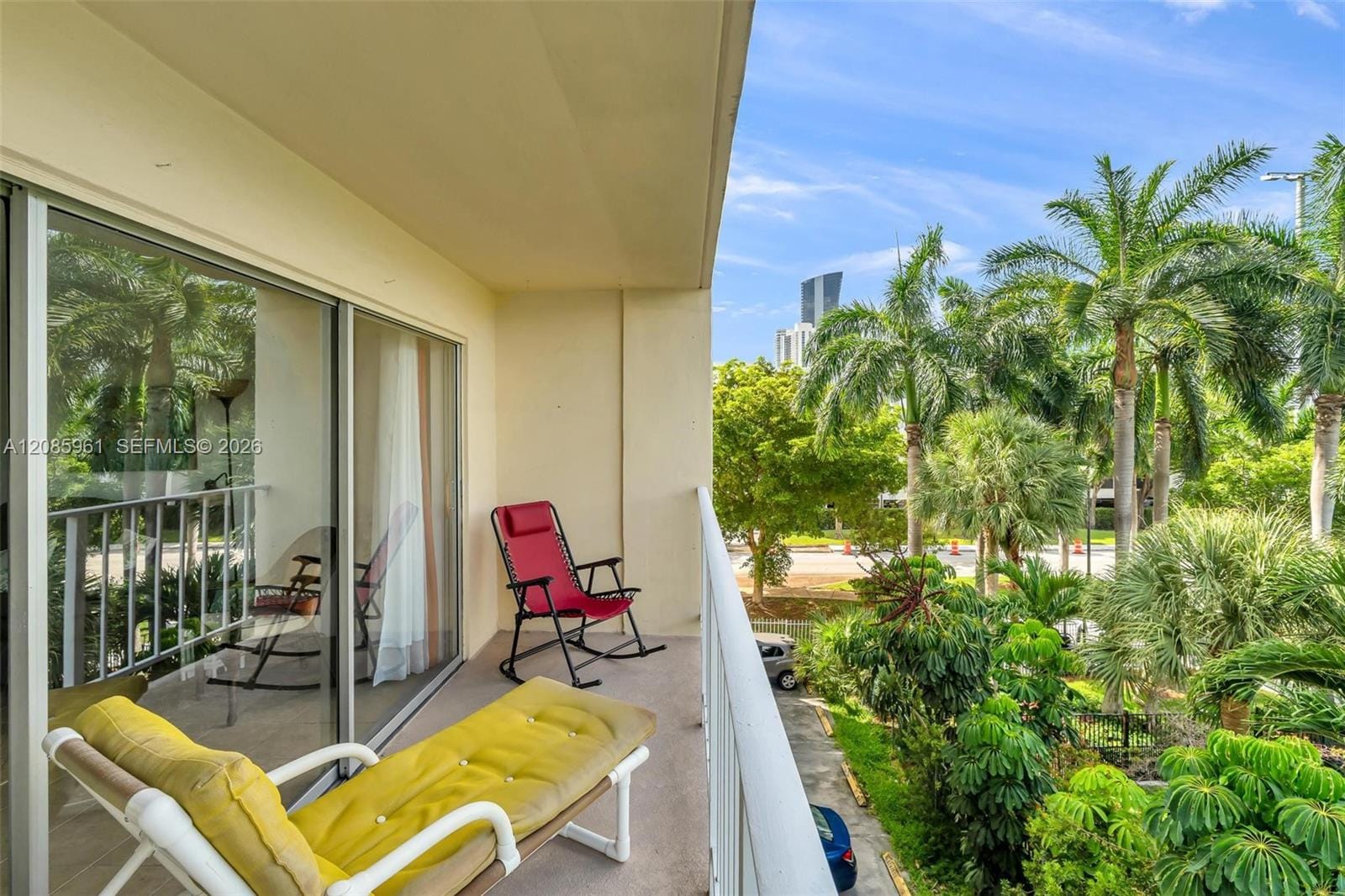 200 178th Drive 409, Sunny Isles Beach, FL 33160 photo 2