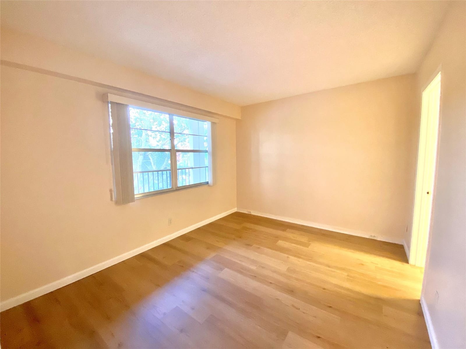 1000 SW 128TH Terrace 411V, Pembroke Pines, FL 33027 photo 18