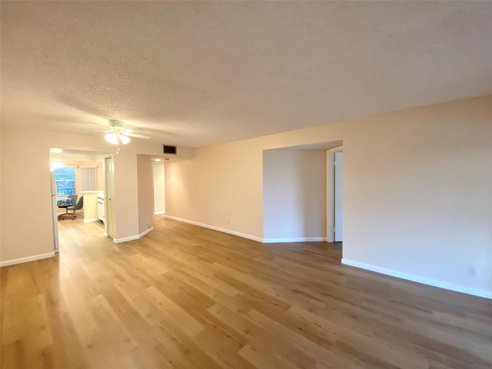 1000 SW 128TH Terrace 411V — photo 3