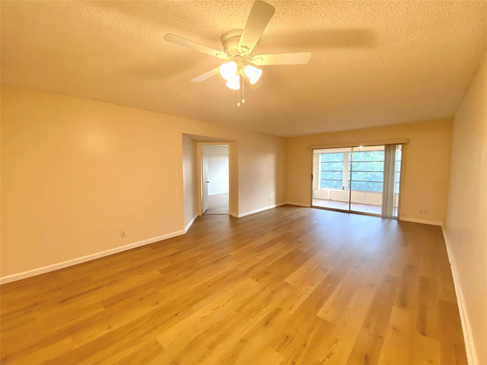 1000 SW 128TH Terrace 411V — photo 7