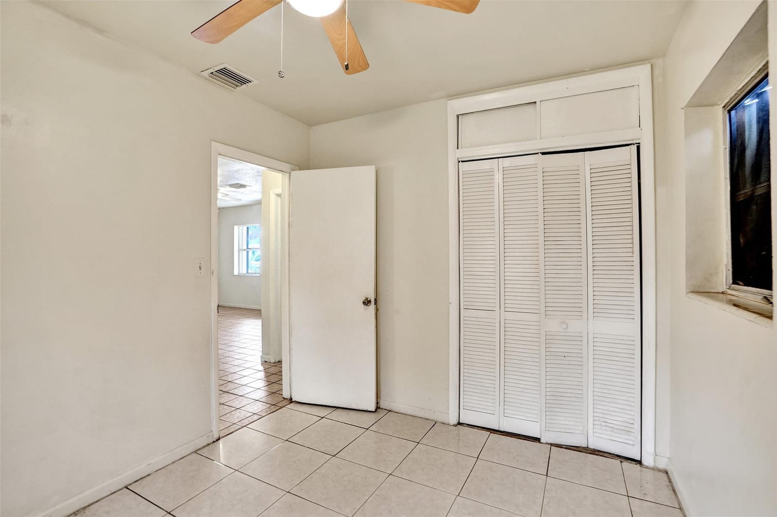 1318 NW 11TH Place, Fort Lauderdale, FL 33311 photo 14