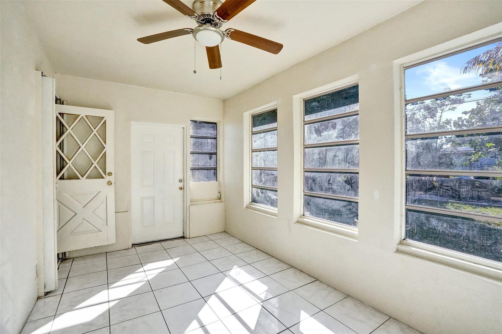 1318 NW 11TH Place, Fort Lauderdale, FL 33311 photo 18