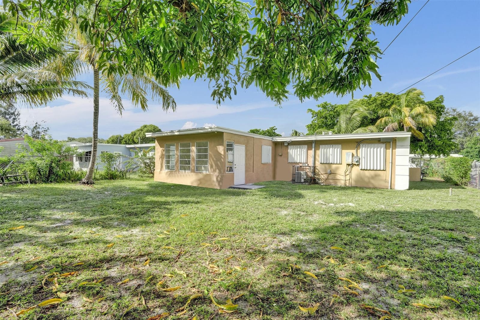 1318 NW 11TH Place, Fort Lauderdale, FL 33311 photo 21