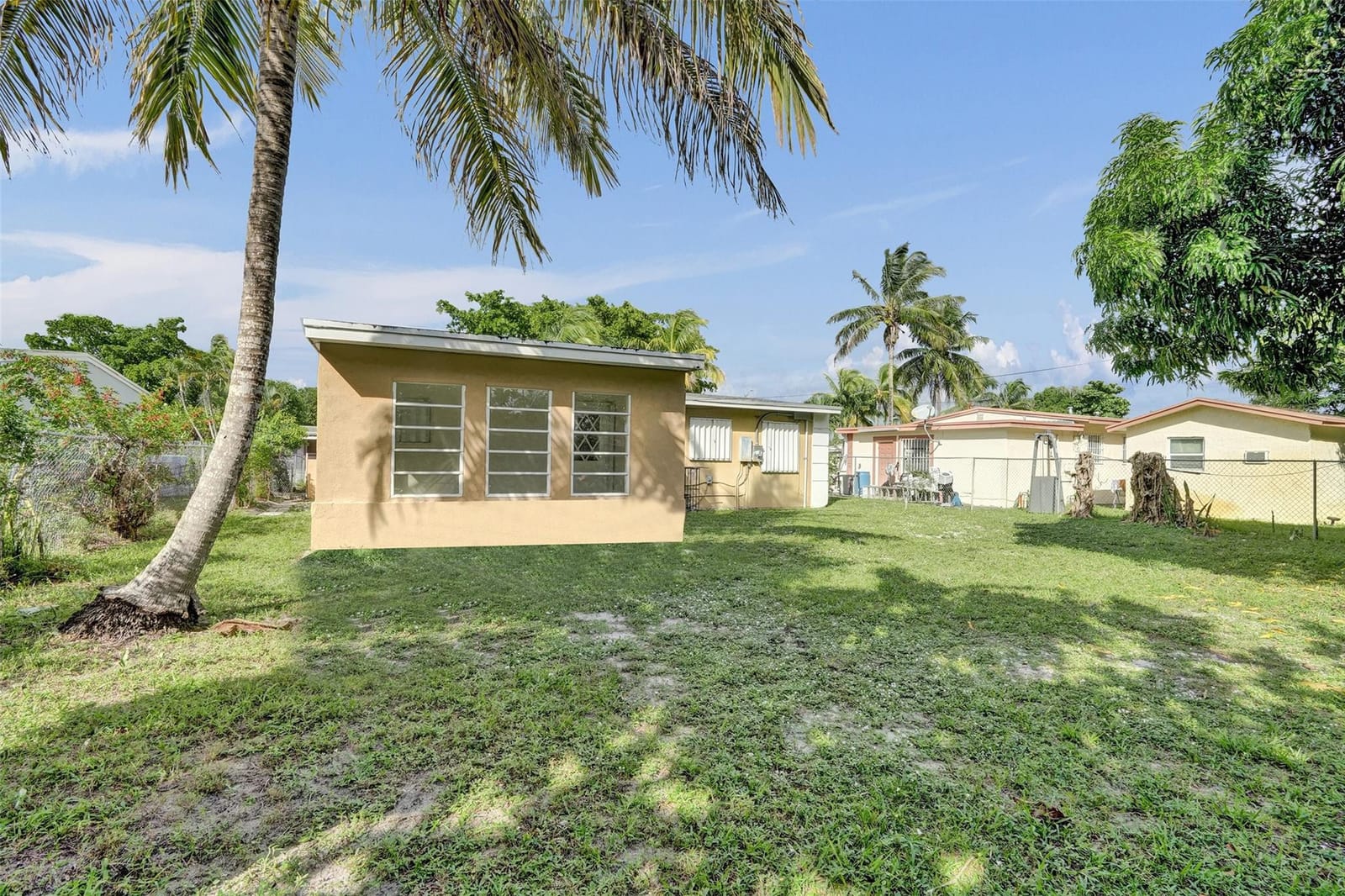 1318 NW 11TH Place, Fort Lauderdale, FL 33311 photo 23