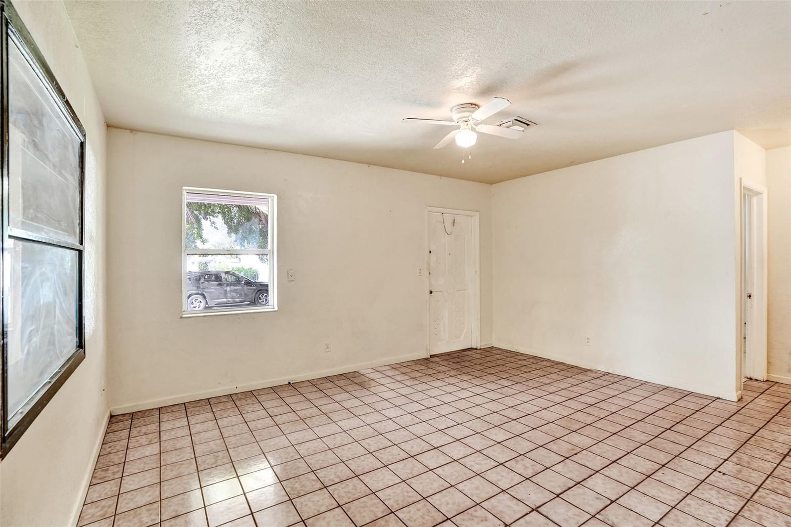 1318 NW 11TH Place, Fort Lauderdale, FL 33311 photo 5