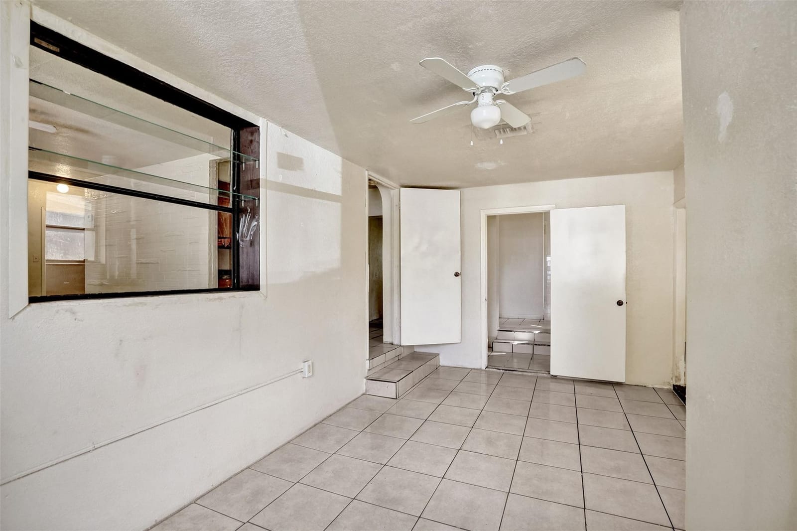 1318 NW 11TH Place, Fort Lauderdale, FL 33311 photo 9