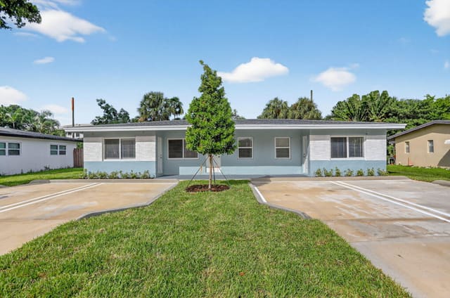 1851 NE 25th Avenue A, Pompano Beach, FL 33062