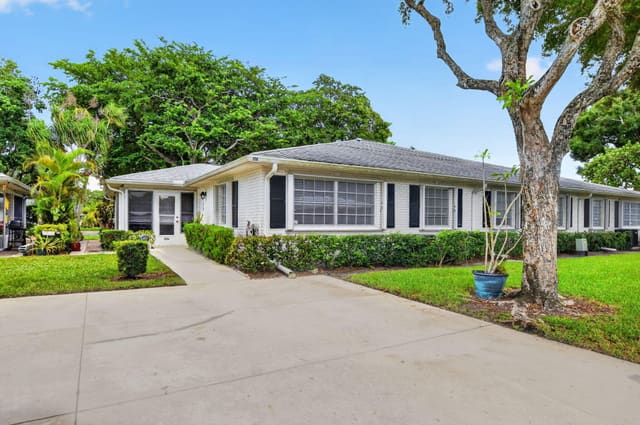 10164 40th Way S 256, Boynton Beach, FL 33436