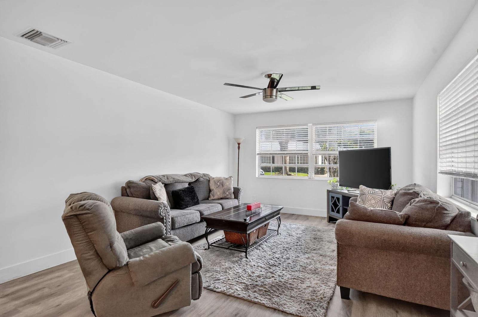 10164 40th Way S 256 — photo 8