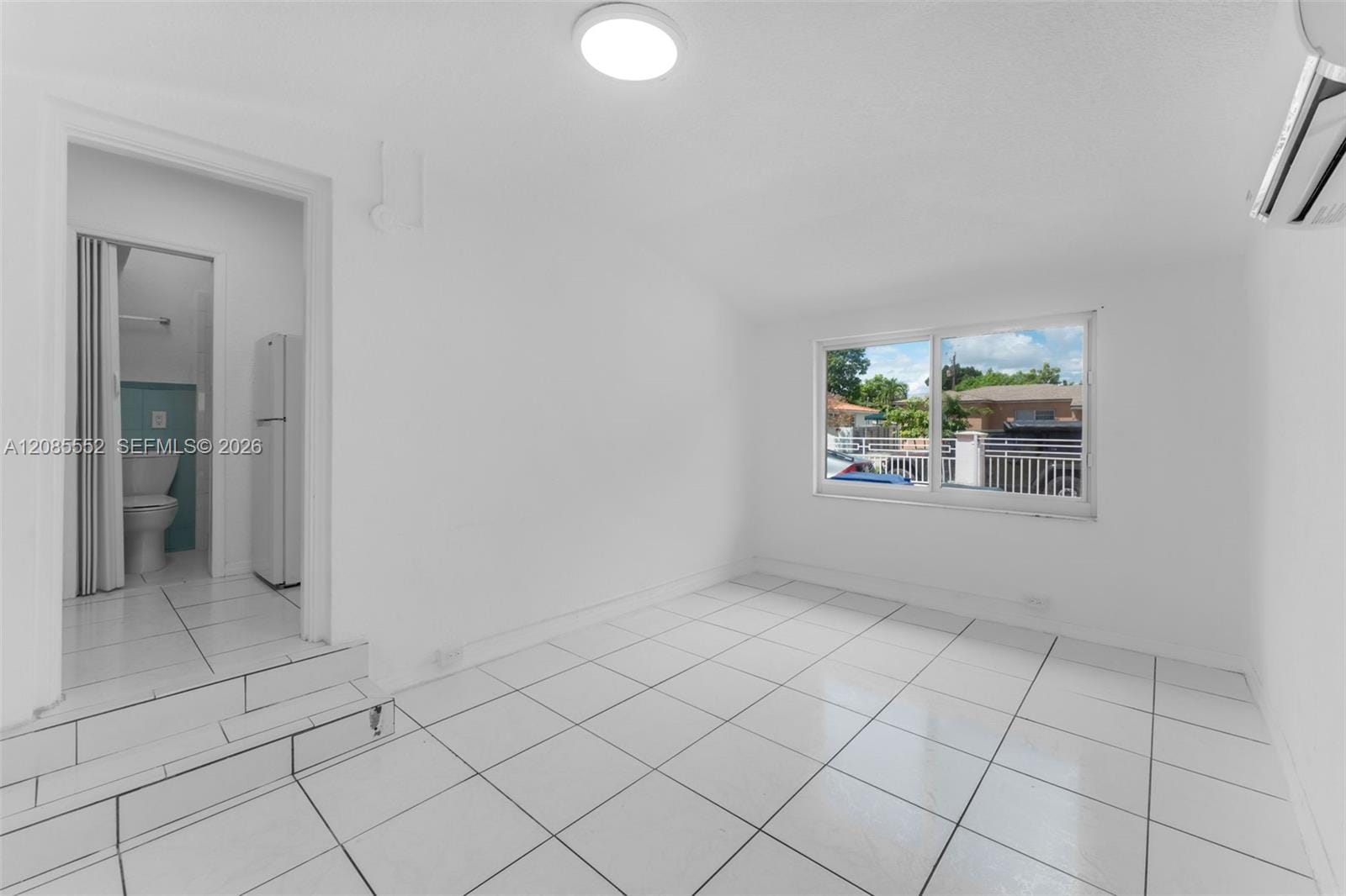 201 SW 51st Court 5 — photo 2