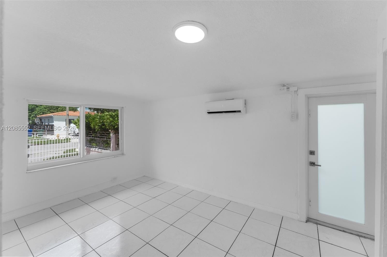 201 SW 51st Court 5 — photo 4