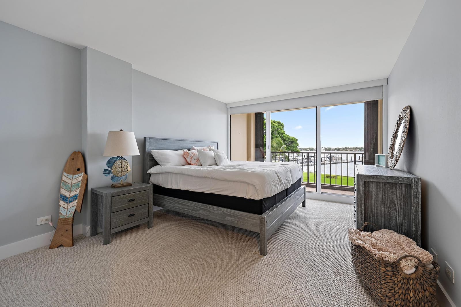 134 LAKESHORE Drive 316, North Palm Beach, FL 33408 photo 17