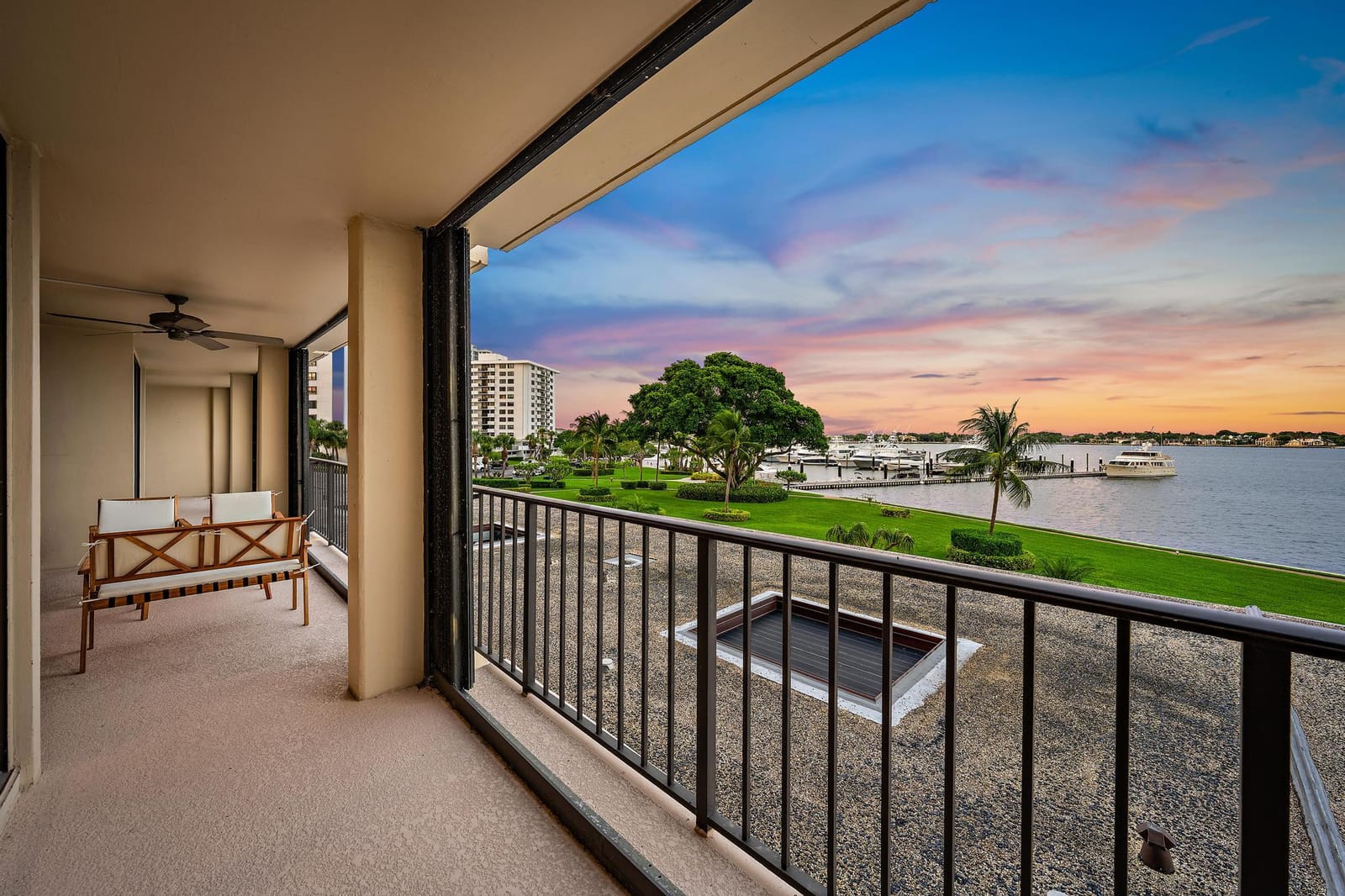 134 LAKESHORE Drive 316, North Palm Beach, FL 33408 photo 25