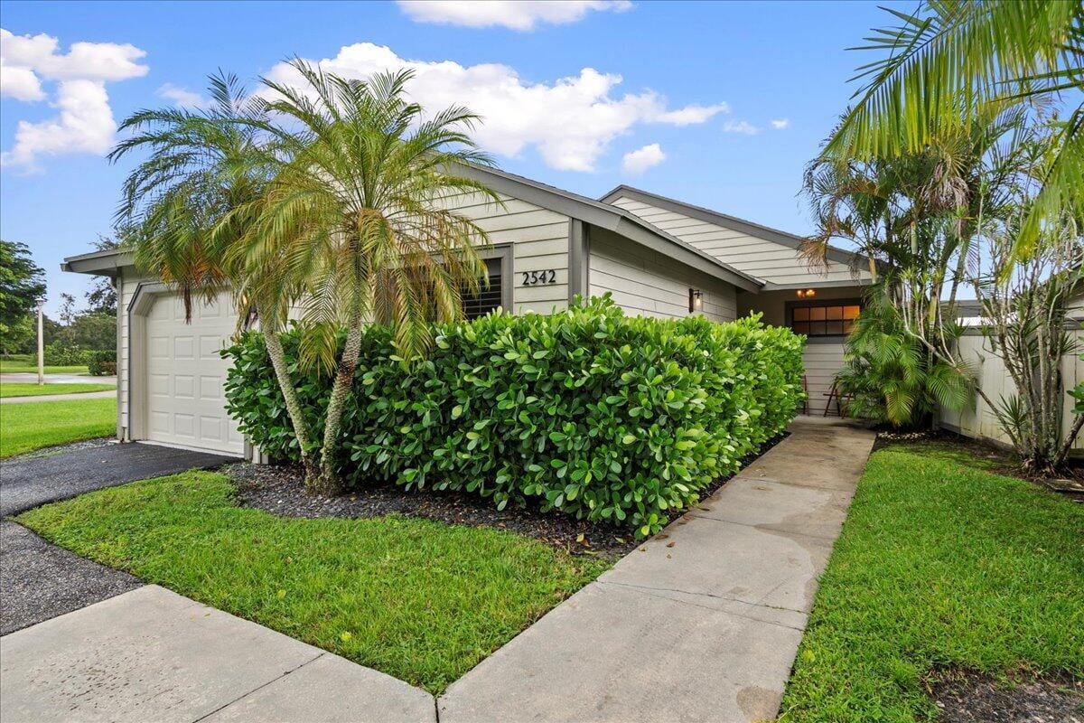 2542 Bedford Mews Drive, Wellington, FL 33414 photo 23