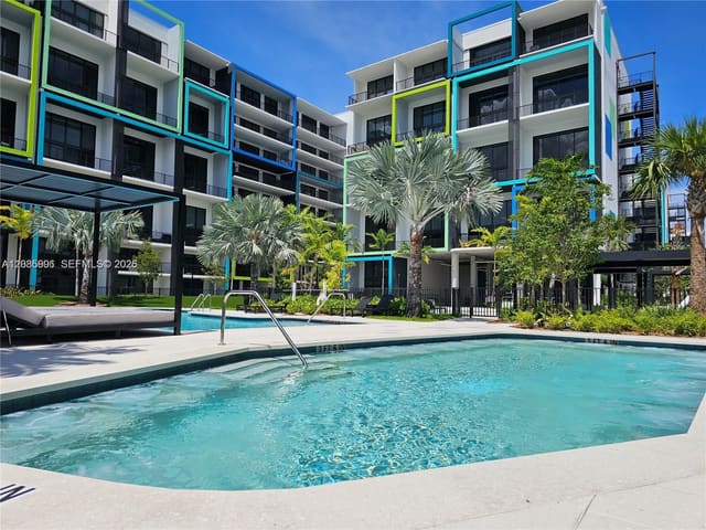 4400 Sunrise Boulevard S2-B, Plantation, FL 33317