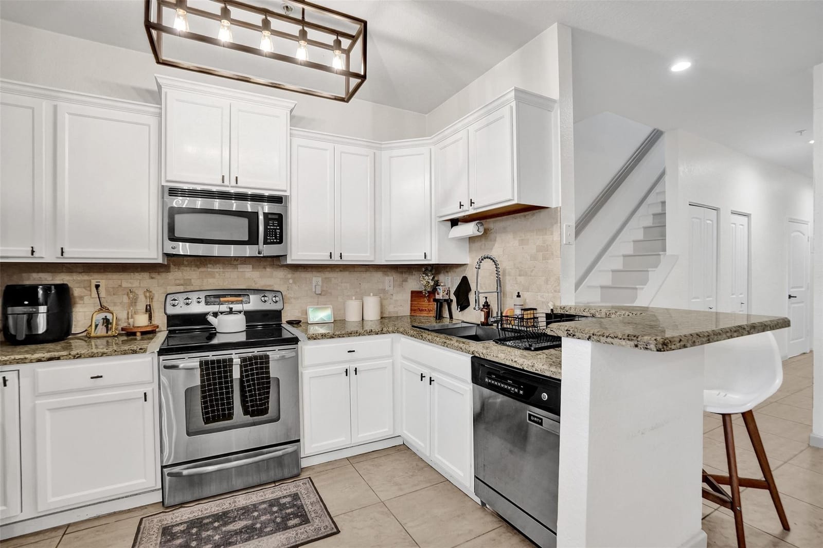159 SW 7TH Court, Pompano Beach, FL 33060 photo 14
