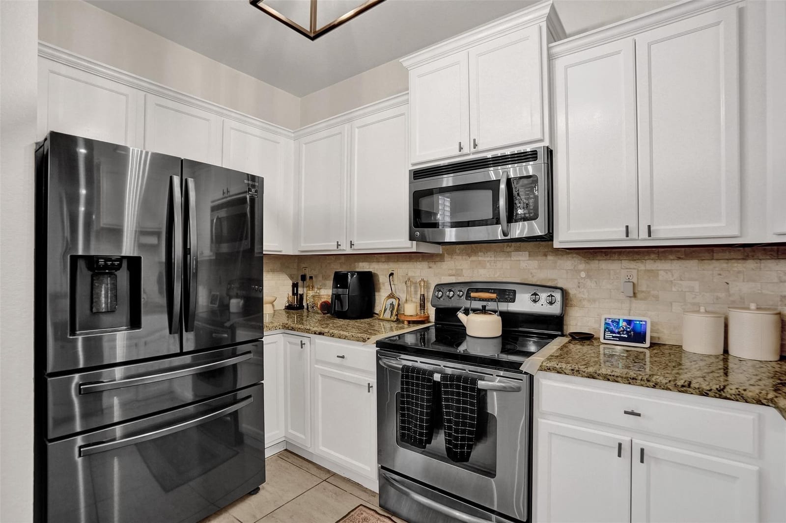 159 SW 7TH Court, Pompano Beach, FL 33060 photo 17