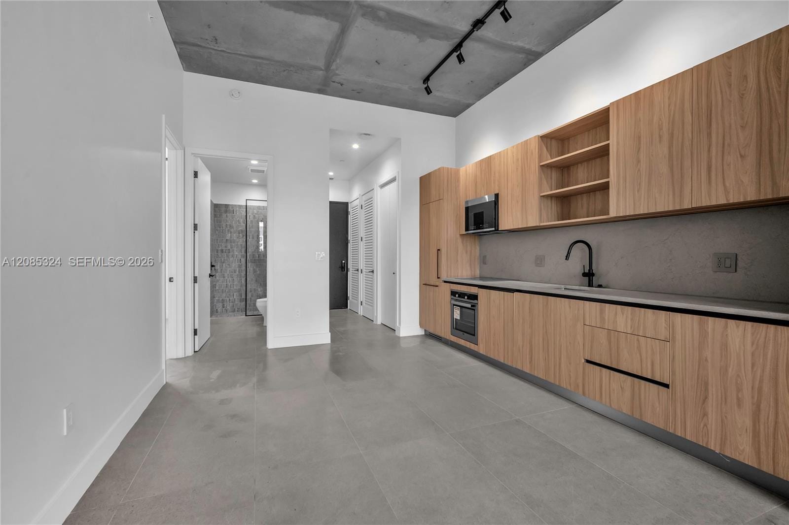 91 NW 27th Street 201 — photo 11