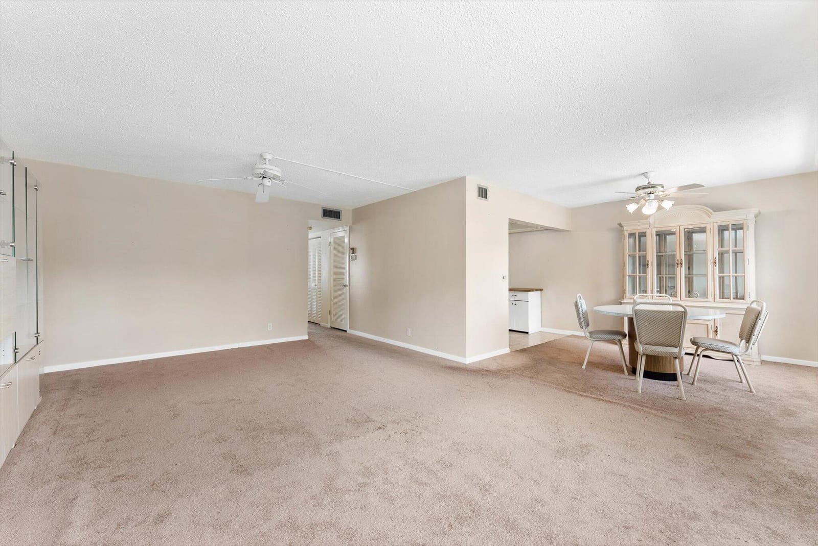 309 WELLINGTON M — photo 8