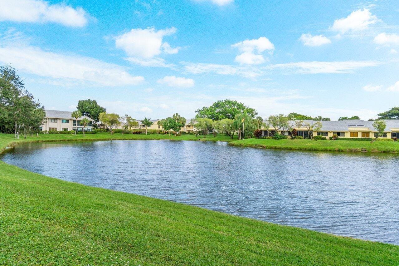 68 EASTGATE Drive D, Boynton Beach, FL 33436 photo 25