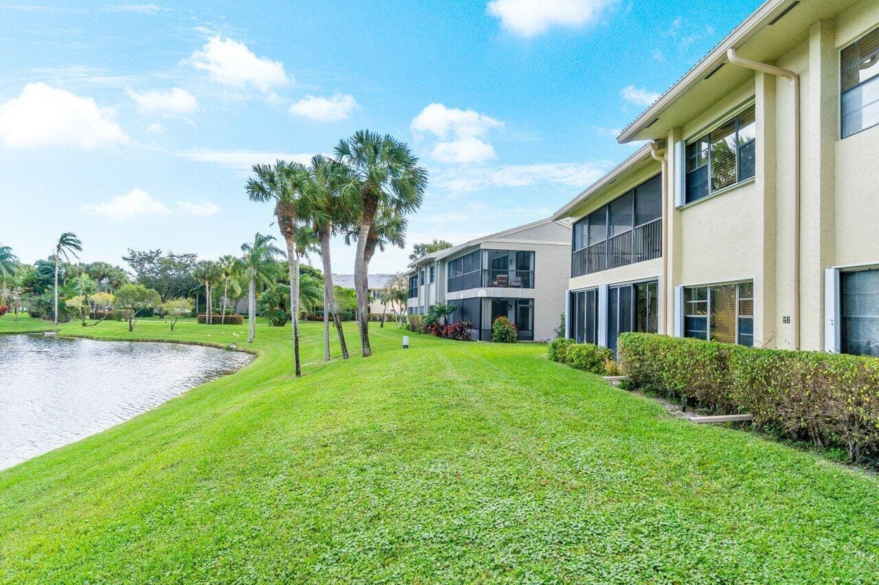 68 EASTGATE Drive D, Boynton Beach, FL 33436 photo 27