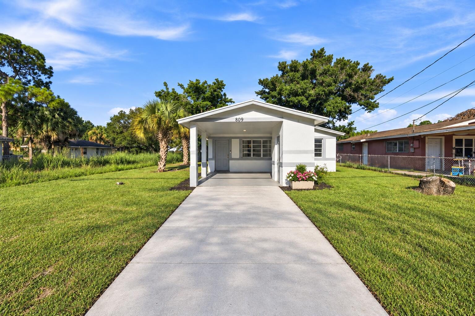 809 N 22ND Street, Fort Pierce, FL 34950 photo 2