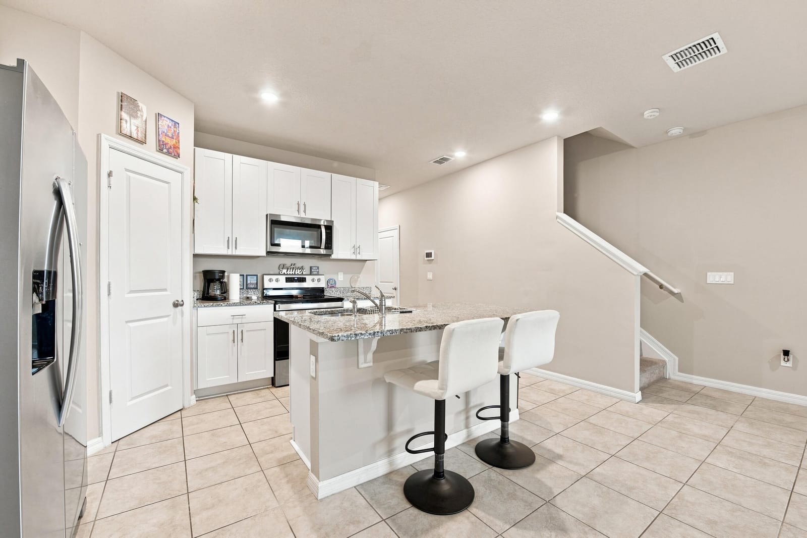 3570 SAN BERNARDINO Way — photo 11