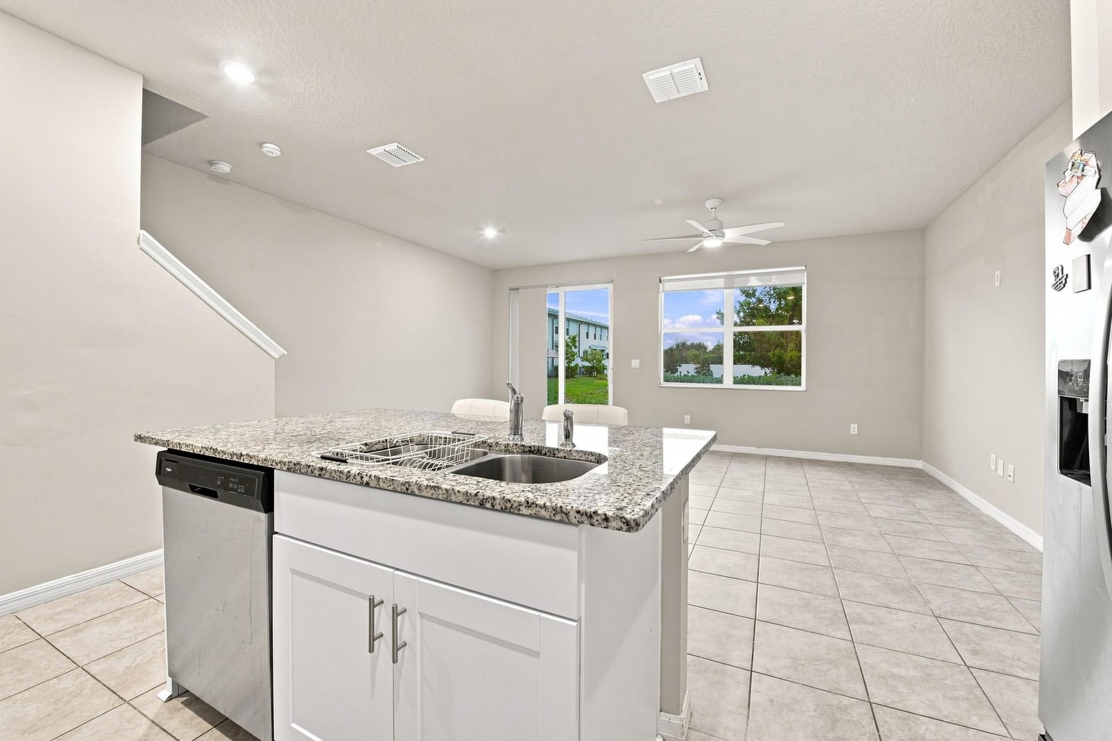 3570 SAN BERNARDINO Way — photo 8