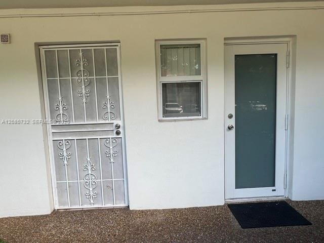 1000 NE 12th Avenue 103, Hallandale Beach, FL 33009
