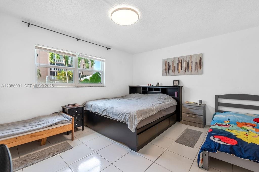 319 NE 14th Avenue 106, Hallandale Beach, FL 33009 photo 17