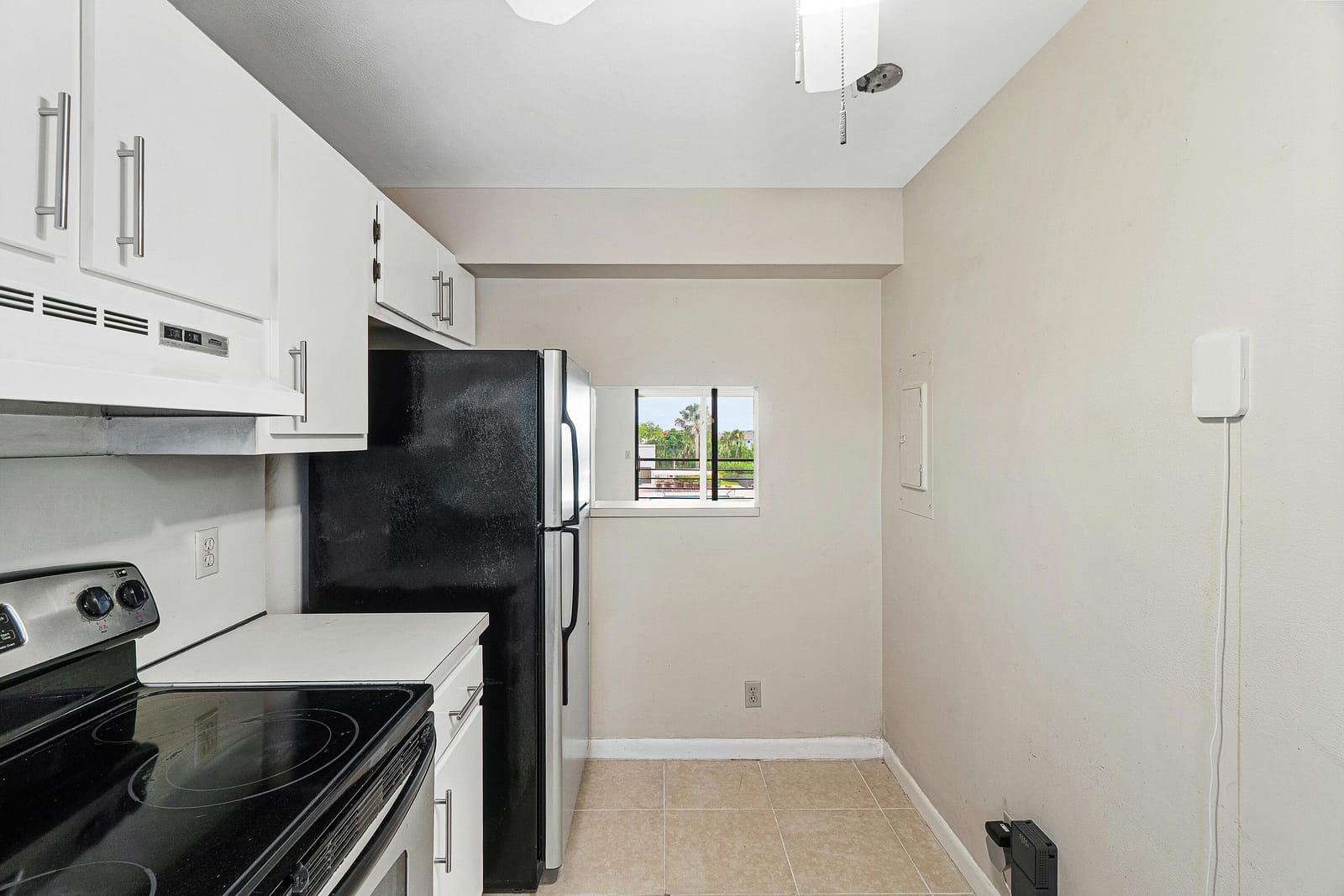 4640 LUCERNE LAKES Boulevard W 303, Lake Worth, FL 33467 photo 5